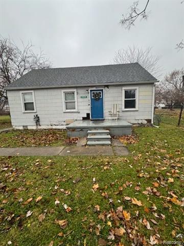 front view picture of 29439 Galloway, Roseville, MI. 48066