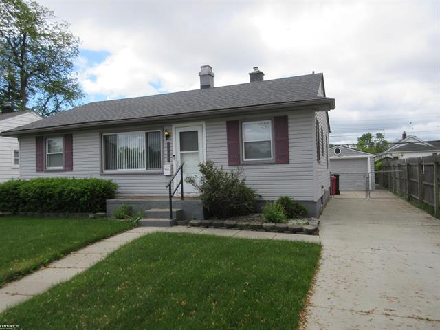 front view picture of 19340 Georgia, Roseville, MI. 48066
