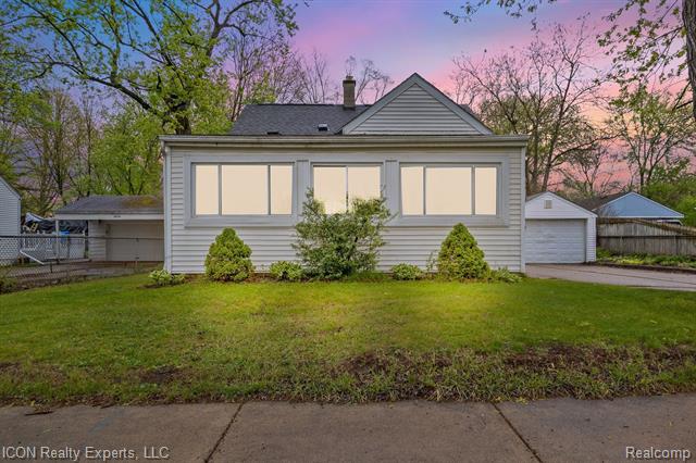 front view picture of 21160 Inkster Rd, Southfield, MI. 48033
