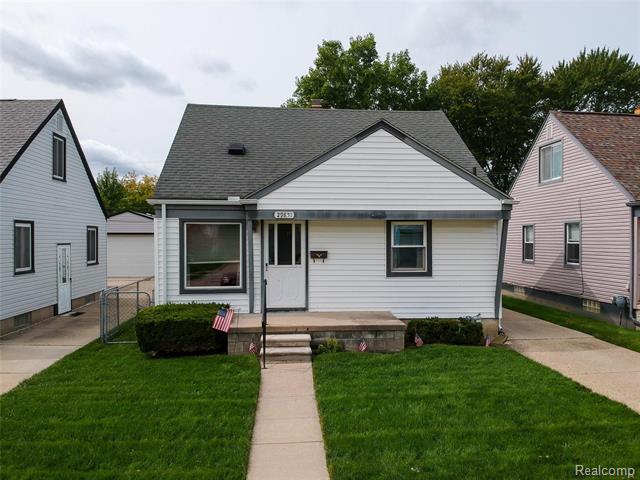 front view picture of 29851 Quinkert, Roseville, MI. 48066