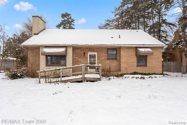 front view picture of 30675 Tennessee, Roseville, MI. 48066