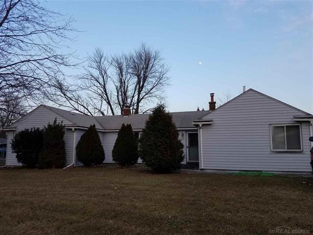 front view picture of 30350 Normal, Roseville, MI. 48066