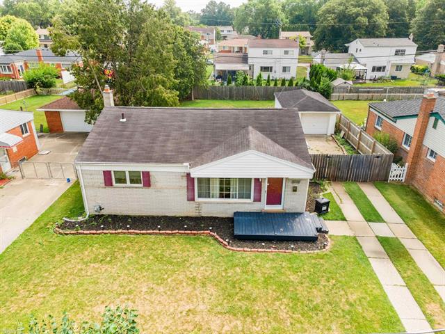 front view picture of 31612 Reid, Warren, MI. 48092
