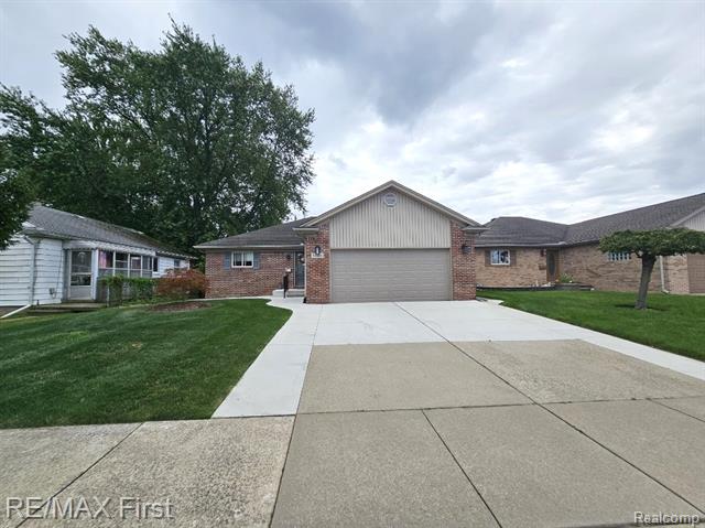 front view picture of 23108 Socia, Saint Clair Shores, MI. 48082