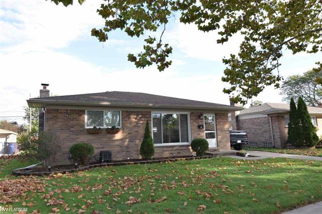 front view picture of 31446 Newport, Warren, MI. 48088
