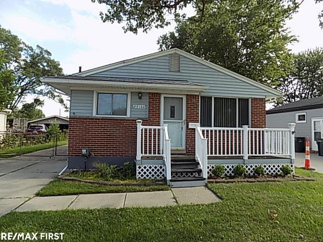 front view picture of 22100 Dorion, Saint Clair Shores, MI. 48082