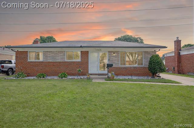 front view picture of 31636 Blair, Warren, MI. 48092