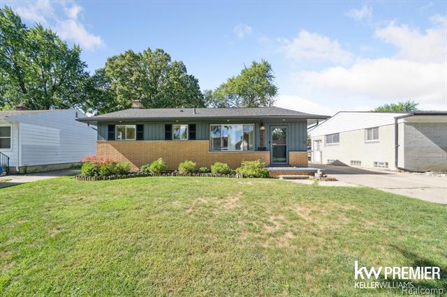 front view picture of 22836 Socia, Saint Clair Shores, MI. 48082