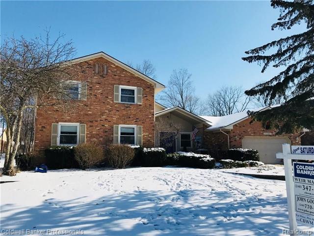 front view picture of 21950 Heatherbrae Way S, Novi, MI. 48375