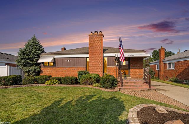 front view picture of 31229 Share, Saint Clair Shores, MI. 48082