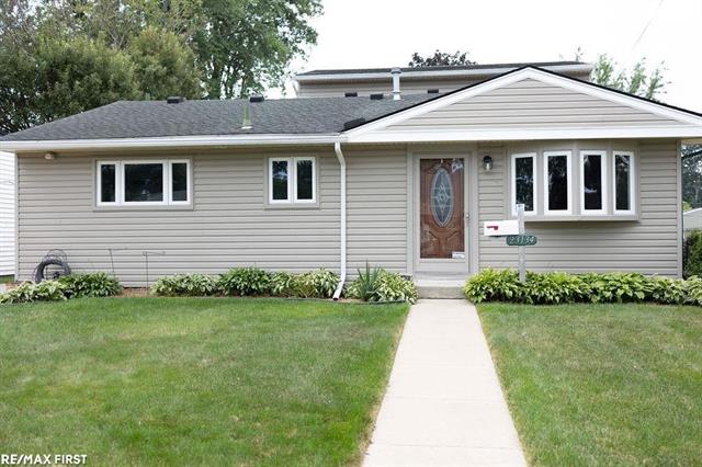 front view picture of 23134 Detour, Saint Clair Shores, MI. 48082