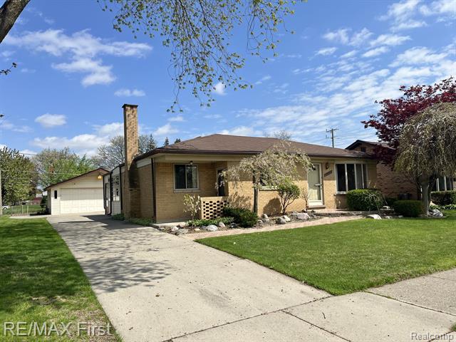 front view picture of 12445 Marla, Warren, MI. 48093