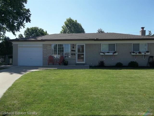 front view picture of 3560 Hillcrest, Warren, MI. 48092