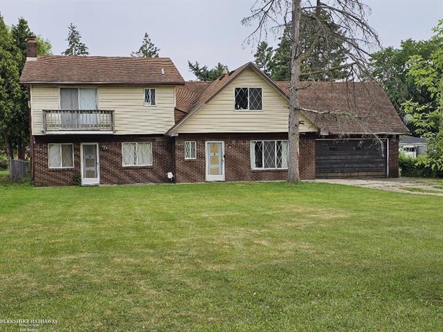 front view picture of 4058 Hillcrest, Warren, MI. 48092