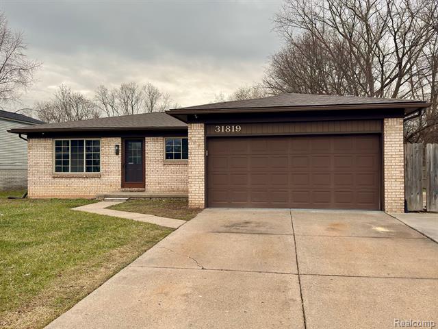 front view picture of 31819 Forrest, Fraser, MI. 48026