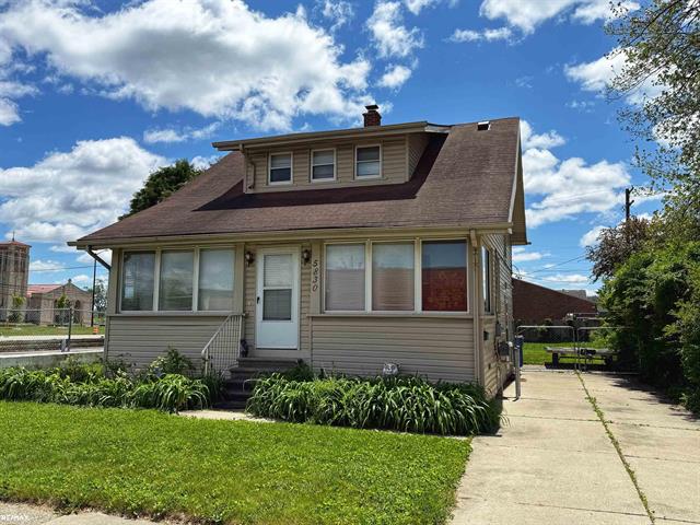 front view picture of 5830 Arden, Warren, MI. 48092