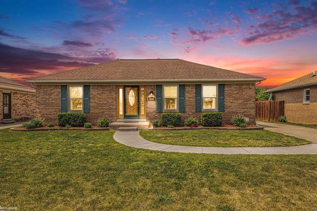 front view picture of 32319 Wilcox Court, Warren, MI. 48092