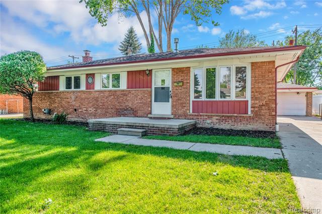 front view picture of 32601 Grinsell, Warren, MI. 48092