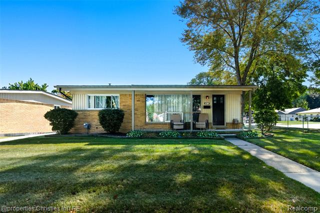 front view picture of 5412 Streefkerk, Warren, MI. 48092