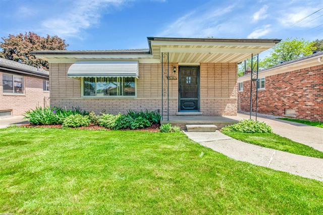 front view picture of 32830 Saratoga, Warren, MI. 48093