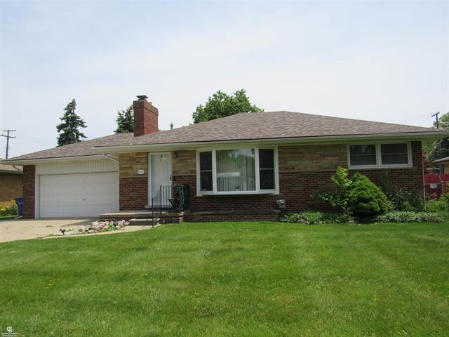 front view picture of 32900 Knapp, Warren, MI. 48093