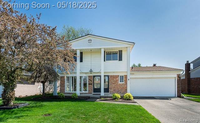front view picture of 3590 Byrd Dr, Sterling Heights, MI. 48310