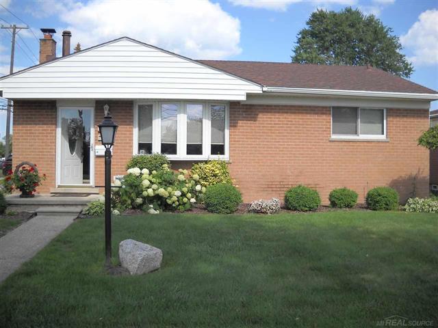 front view picture of 32782 Robinette, Warren, MI. 48092