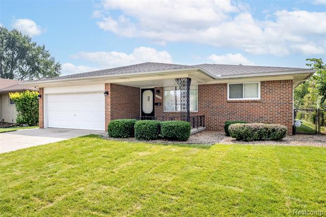 front view picture of 13764 Tefft, Warren, MI. 48088