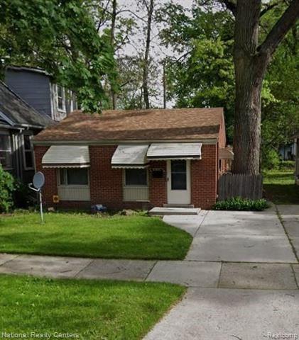 front view picture of 358 W Bennett St, Ferndale, MI. 48220
