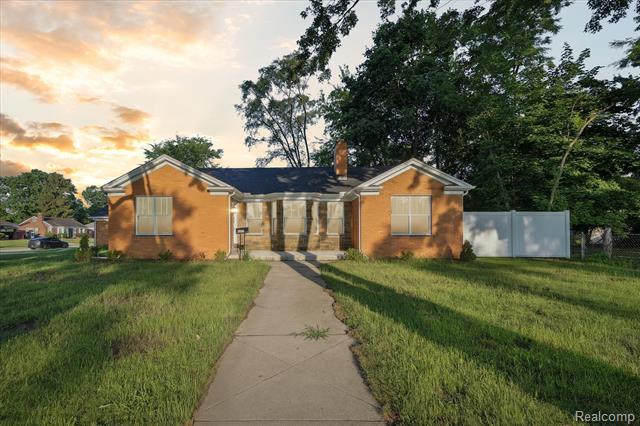front view picture of 21211 Southfield Rd, Southfield, MI. 48075