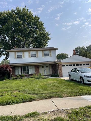 front view picture of 23909 Talbot, Saint Clair Shores, MI. 48082