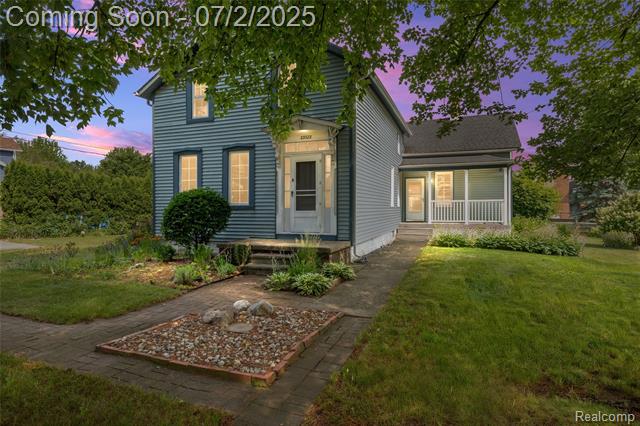 front view picture of 33523 Mulvey, Fraser, MI. 48026