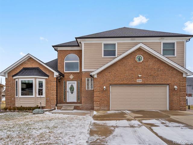 front view picture of 33446 Paoletti Drive, Fraser, MI. 48026
