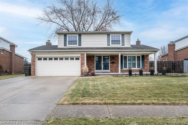front view picture of 4256 Bieber Dr, Sterling Heights, MI. 48310