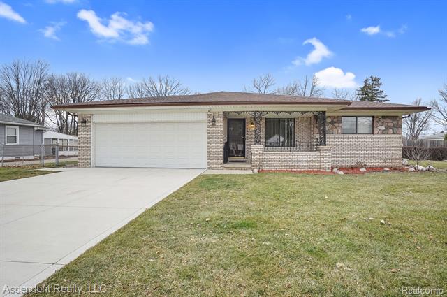 front view picture of 5517 Northlawn Dr, Sterling Heights, MI. 48310