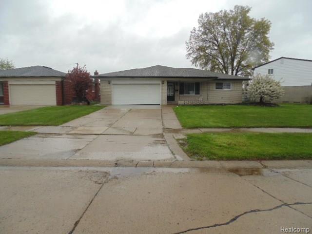 front view for 34486 Hawke Dr, Sterling Heights, Mi. 48310