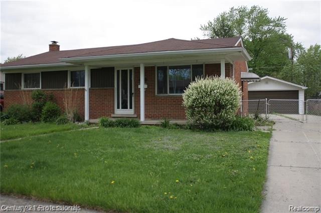 front view picture of 2343 Parliament Dr, Sterling Heights, MI. 48310