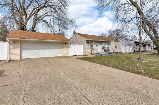 front view picture of 20175 Nicke, Clinton Township, MI. 48035