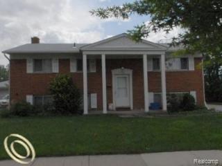front view picture of 2338 Koper Dr, Sterling Heights, MI. 48310