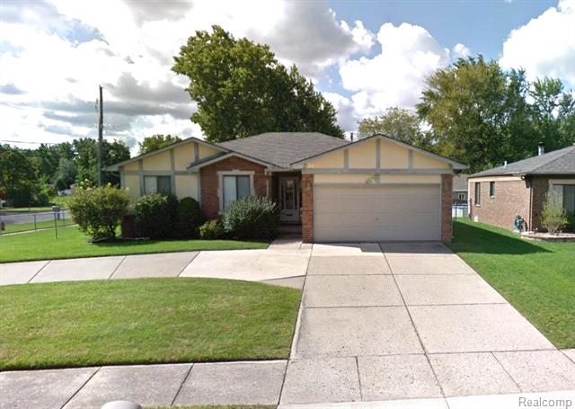 front view picture of 4874 Venetian Dr, Sterling Heights, MI. 48310
