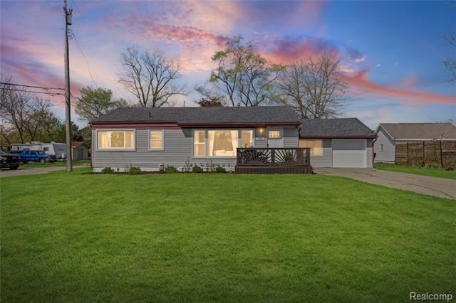 front view picture of 34585 Koch Ave, Sterling Heights, MI. 48310