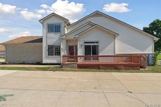 front view picture of 34082 Frank Dr, Sterling Heights, MI. 48312