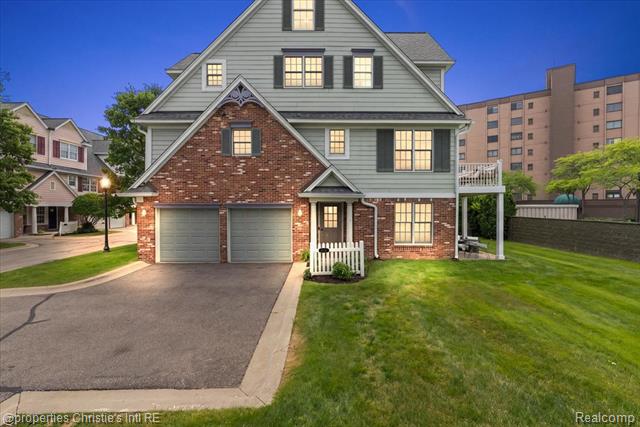 front view picture of 26010 Felicity Landing, Harrison Township, MI. 48045