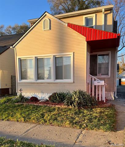 front view picture of 1331 E Bennett St, Ferndale, MI. 48220