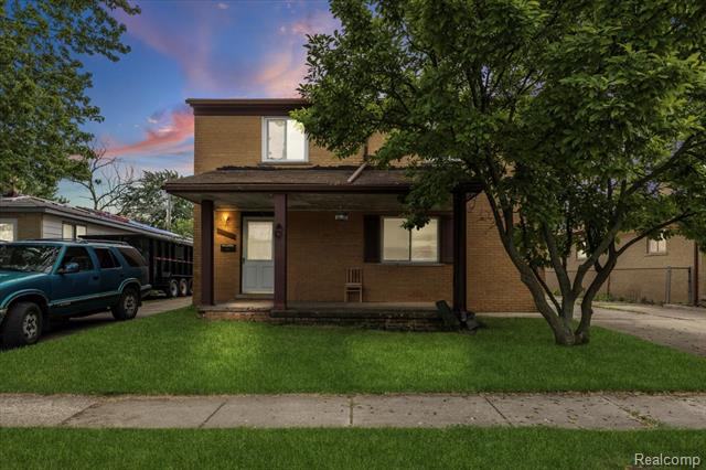 front view picture of 19578 Opal, Clinton Township, MI. 48035