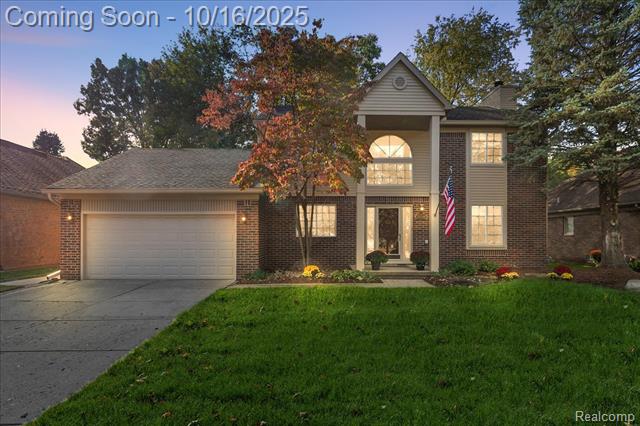 front view picture of 14712 Emerson Dr, Sterling Heights, MI. 48312