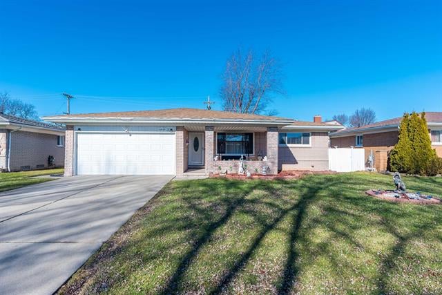 front view picture of 11437 Forrer Dr, Sterling Heights, MI. 48312