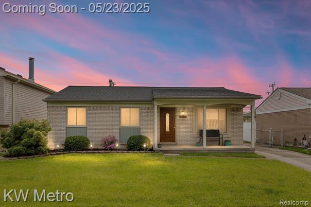 front view picture of 23844 Manila, Clinton Township, MI. 48035