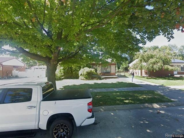 front view picture of 34511 Whittaker, Clinton Township, MI. 48035