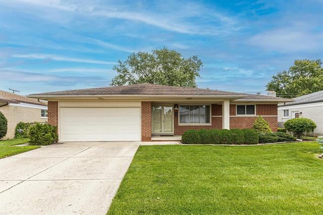 front view picture of 35774 Annette Dr, Sterling Heights, MI. 48310